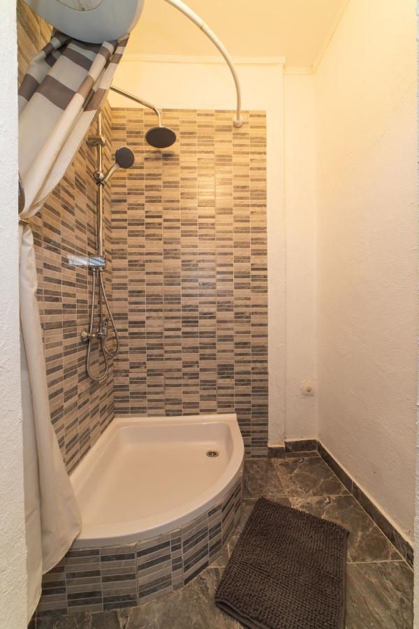 Apartment Livaja Kaštel Novi Exterior foto